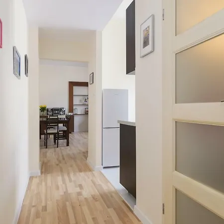 Kantaka Apartment *